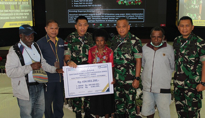 ASABRI Serahkan Santunan Prajurit TNI yang Gugur di Yahukimo Papua - Bagian 1