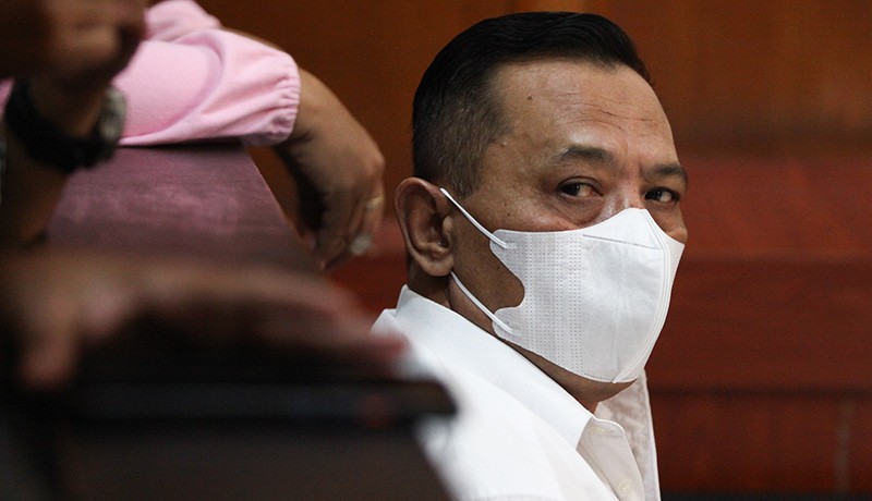 2 Terdakwa Tragedi Kanjuruhan Divonis 1 Tahun dan 1,5 Tahun Penjara - Bagian 3