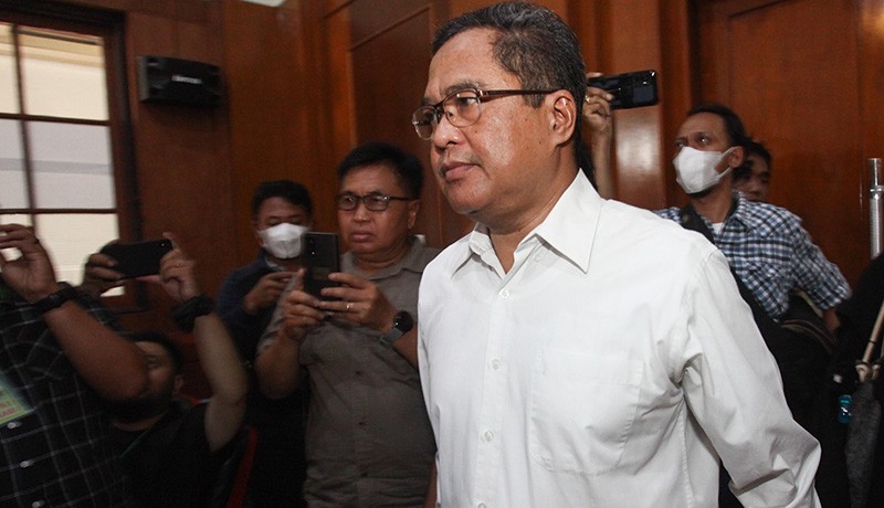 2 Terdakwa Tragedi Kanjuruhan Divonis 1 Tahun dan 1,5 Tahun Penjara - Bagian 2