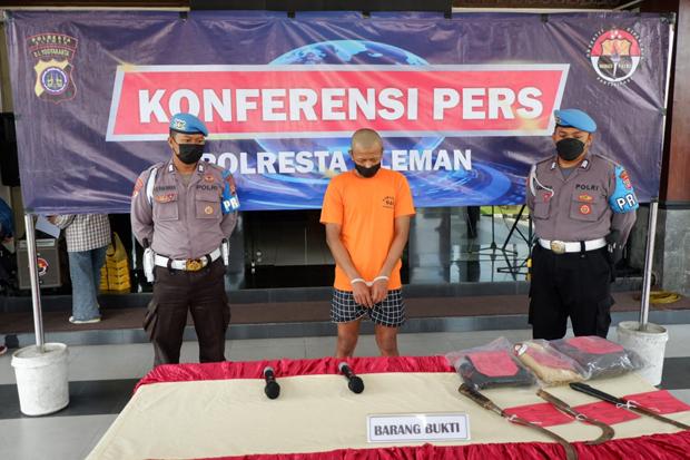 Duel Maut dengan Celurit di Kebun Kosong, 1 Orang Tewas di Sleman 