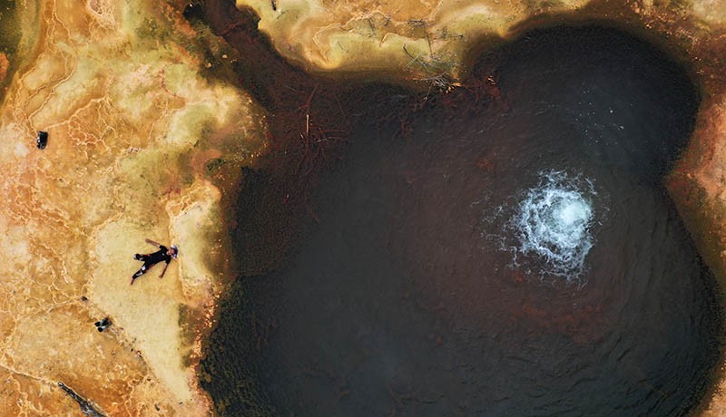 Baru Ditemukan, Luapan Air Panas Alam Kolaka Didatangi Wisatawan - Bagian 2