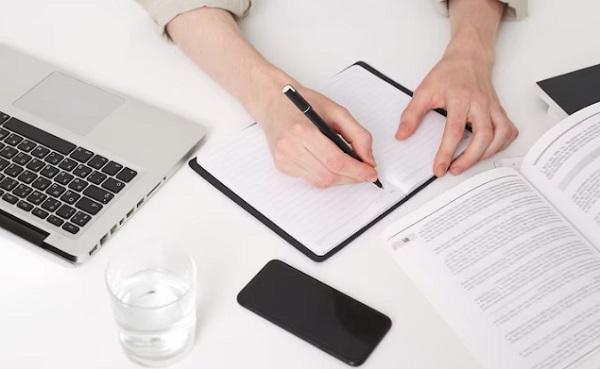 20 Contoh Kalimat Definisi: Ada Ciri-Ciri dan Jenisnya