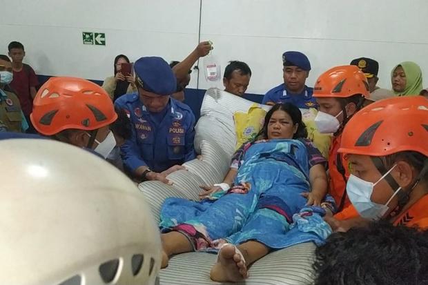   Cedera Panggul, Satu Korban Longsor Serasan Natuna Dievakuasi ke Kalbar