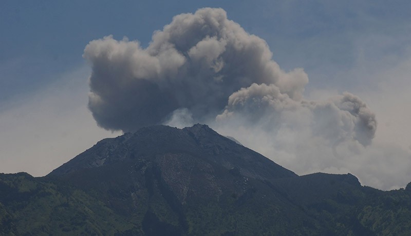 Update Aktivitas Merapi: Luncurkan Awan Panas 29 Kali hingga Sejauh 4 Km