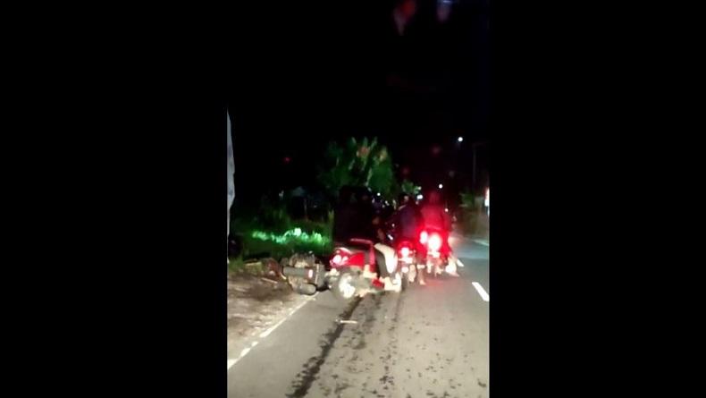 Viral, Sekelompok Pemotor Rusak Kendaraan di Magelang 