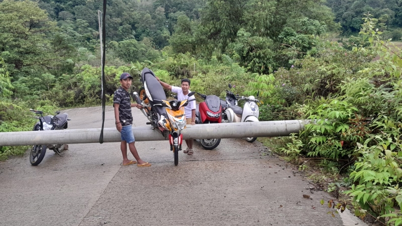Longsor Terjang Sarolangun, 1 Tiang Listrik Ambruk
