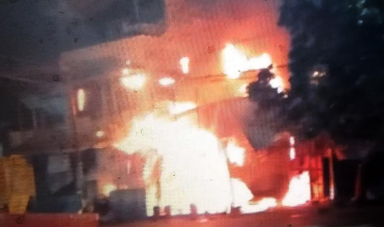 Warung Sate Kambing Legendaris Pak Manto di Solo Ludes Terbakar