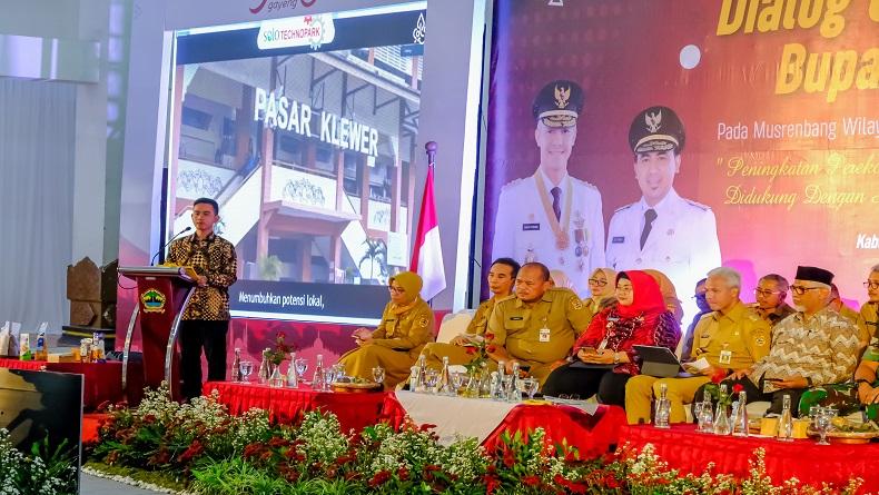 Gibran Usulkan Renovasi Velodrome GOR Manahan ke Gubernur Jateng