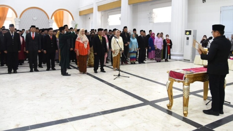 227 Pejabat Struktural dan Fungsional di Provinsi Gorontalo Dilantik