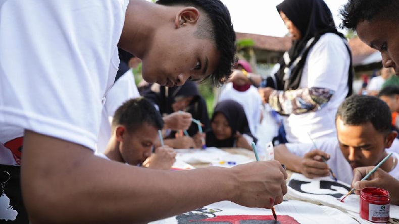 Pemuda Antusias Ikut Workshop Lukis Batik Khas Tasikmalaya