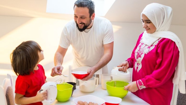 Pakar Gizi Sarankan Tetap Atur Pola Makan selama Jalankan Ibadah Puasa