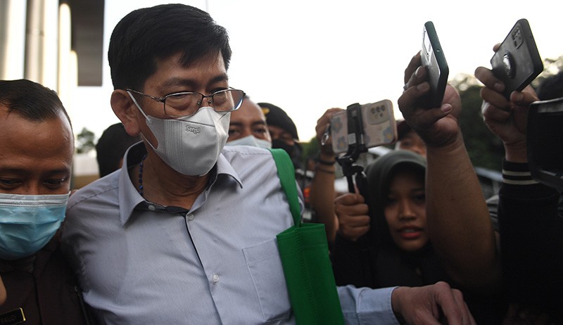 Pejabat Pajak Wahono Saputro Diperiksa KPK - Bagian 1