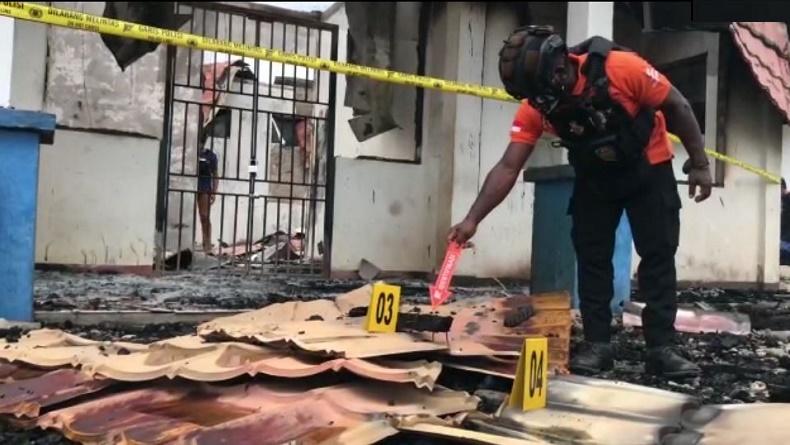 Selidiki Pembakaran Gedung SMP 2 Dekai, Polres Yahukimo Periksa 2 Orang