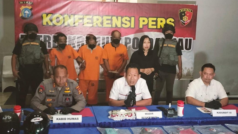 5 Perampok ATM di Pekanbaru Ditangkap, 3 Pelaku Pincang Ditembak Polisi