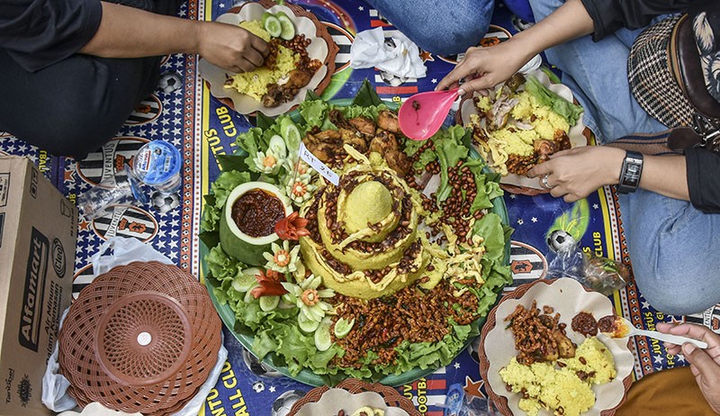 Tradisi Munggahan Jelang Ramadan di Situs Cagar Budaya Karangkamulyan - Bagian 1