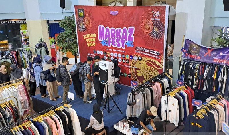 title API Jateng: Penjualan Baju Bekas Impor Resahkan Pelaku Industri Tekstil Dalam Negeri API Jateng: Penjualan Baju Bekas Impor Resahkan Pelaku Industri Tekstil Dalam Negeri