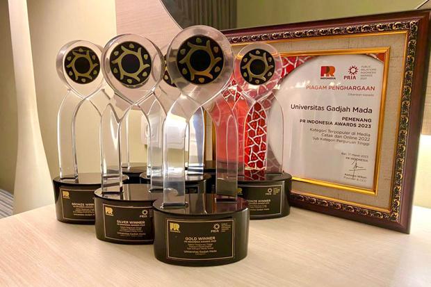 UGM Raih Penghargaan Media Sosial Terbanyak Sektor Perguruan Tinggi PR Awards 2023