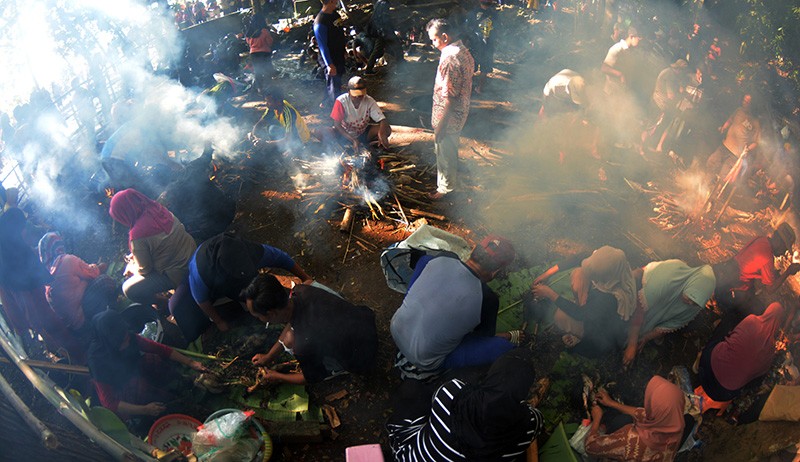Potret Tradisi Sadranan dan Nguras Sendang Gede di Pudakpayung Semarang - Bagian 2