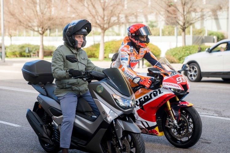 Jelang MotoGP, Marc Marquez Keliling Madrid Pamer Motor Berbahan Bakar Minyak Jelantah