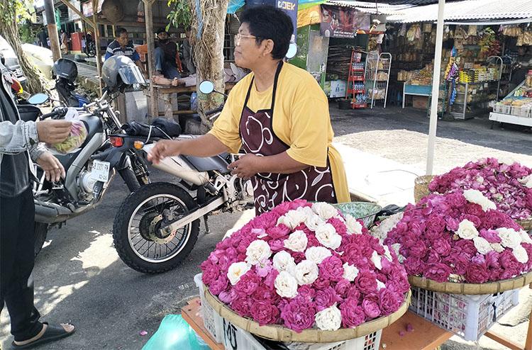 Jelang Ramadan, Permintaan Bunga Tabur di Gunungkidul Melonjak dan Harganya Melambung