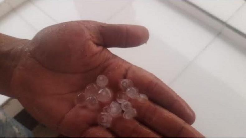 Fenomena Langka, Hujan Es Terjadi di Lampung Utara
