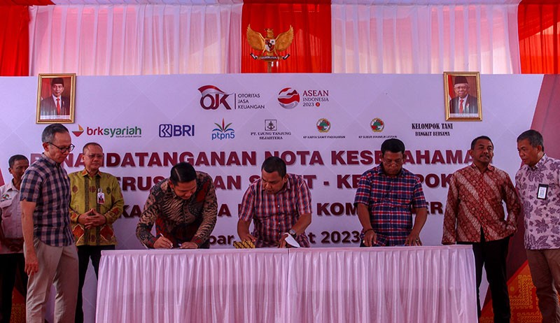 OJK Dorong Peningkatan Akses Pendanaan kepada Petani Sawit - Bagian 2