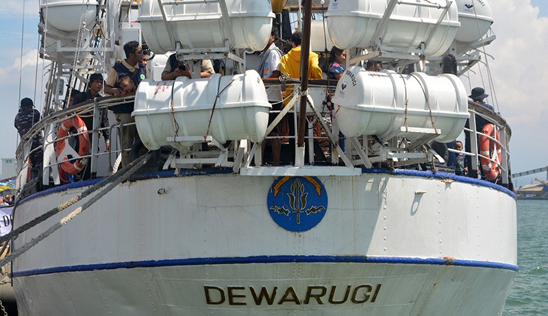 KRI Dewaruci Meriahkan Festival Dermaga - Bagian 4
