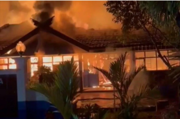 Gedung LPPM Universitas Palangka Raya Terbakar, Diduga Korsleting Listrik