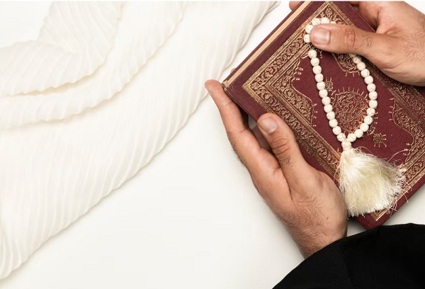 Keutamaan Surat Al-Fath, Lengkap dengan Waktu Membaca dan Cara Mengamalkannya