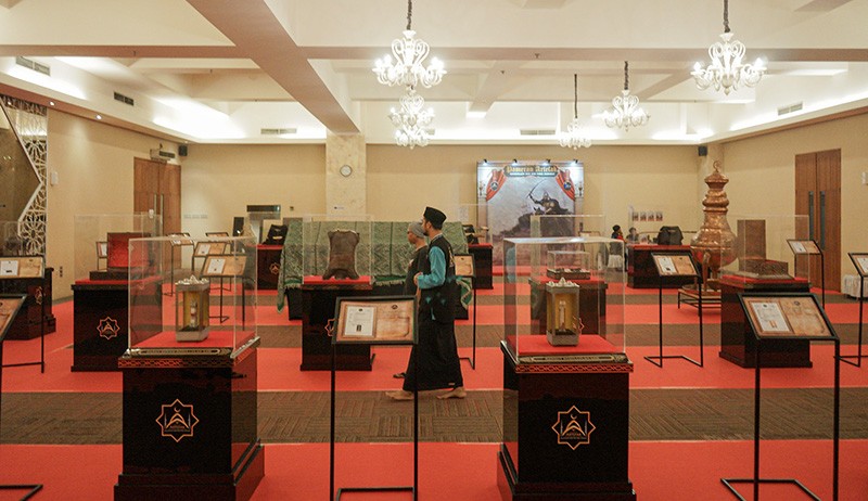 Ragam Artefak Peninggalan Nabi Muhammad SAW di Masjid At-Tin - Bagian 2