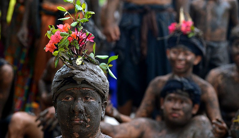Tradisi Mandi Lumpur usai Hari Raya Nyepi - Bagian 2