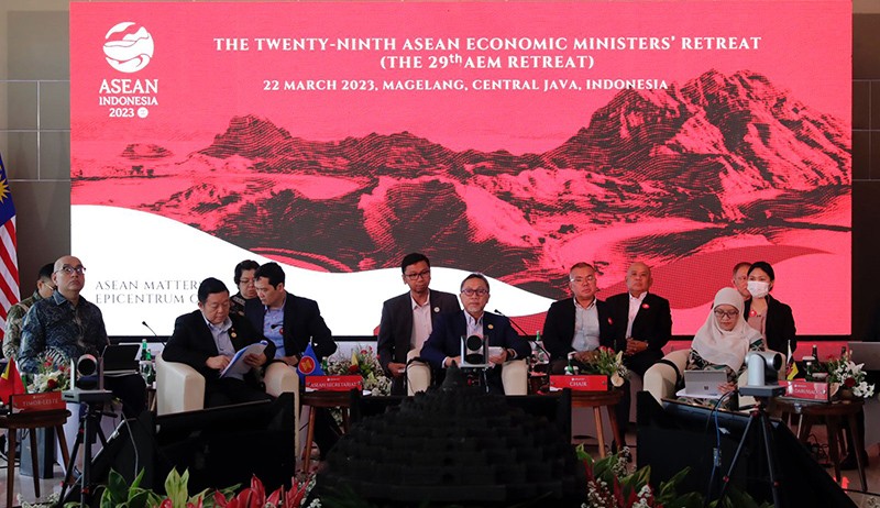 Mendag Zulkifli Hasan Pimpin ASEAN Economic Ministers Retreat ke-29 - Bagian 3
