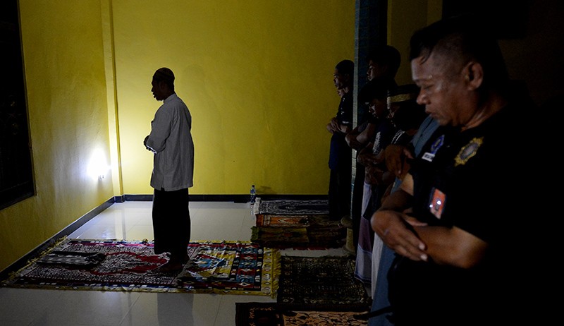 Hormati Umat Hindu, Muslim di Bali Sholat Tarawih Tanpa Pengeras Suara - Bagian 1