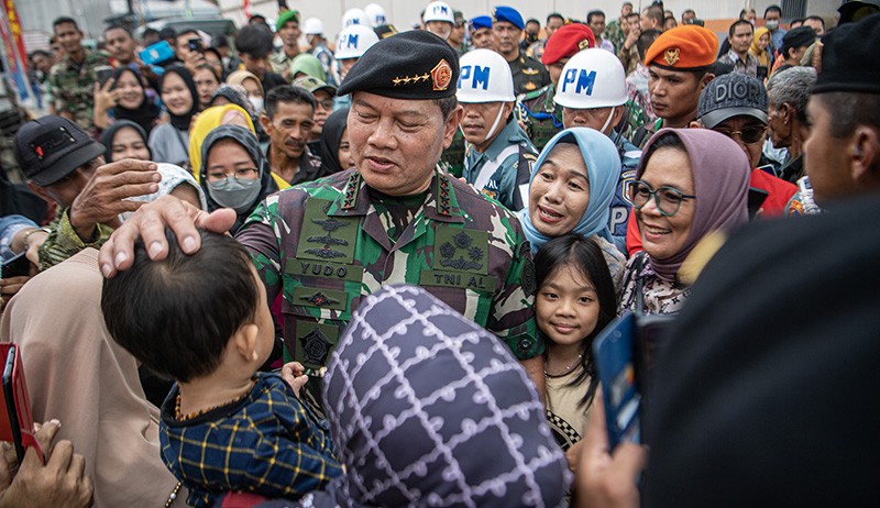 Momen Haru Pelepasan 850 Prajurit TNI Jaga Perbatasan di Papua - Bagian 4