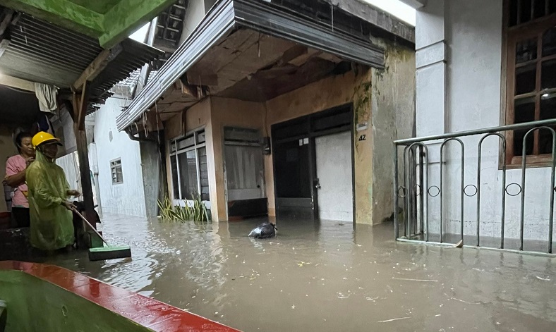 Banjir hingga Tanah Longsor Landa Kota Malang Jumat Malam, Begini Kondisinya