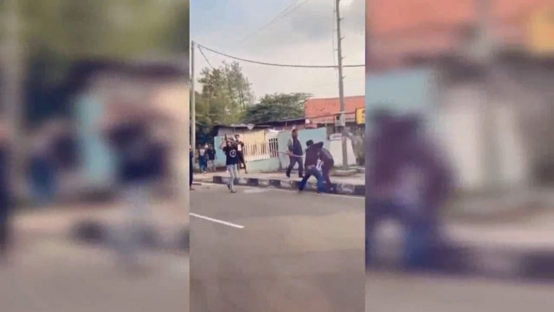 Kronologi 4 Anak Punk Keroyok Pak Ogah di Gerbang Tol Baros Cimahi