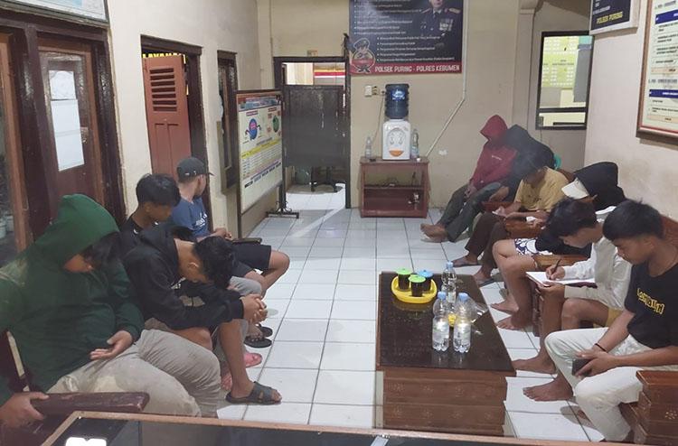 Gagalkan Perang Sarung, Polsek Puring Kebumen Amankan 11 Remaja 