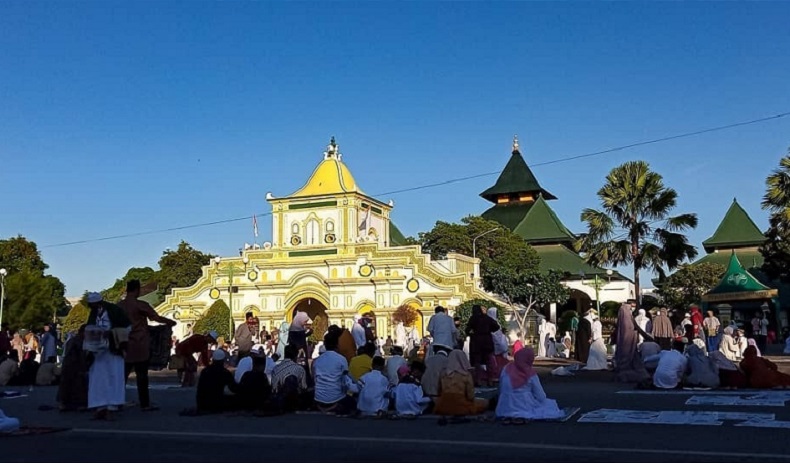 title Keraton Sumenep Jadi Tempat Favorit Ngabuburit di Madura, Ini Sejarahnya Keraton Sumenep Jadi Tempat Favorit Ngabuburit di Madura, Ini Sejarahnya