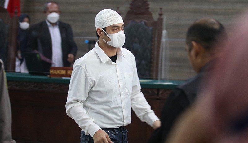 Ferry Irawan Jalani Sidang Perdana Kasus KDRT Venna Melinda - Bagian 1