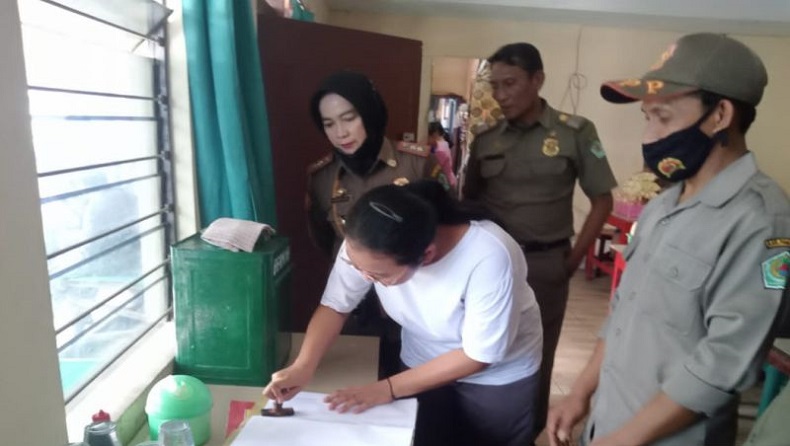 Buka saat Waktu Puasa, Warung Makan dan Restoran di Pamekasan Ditegur Satpol PP