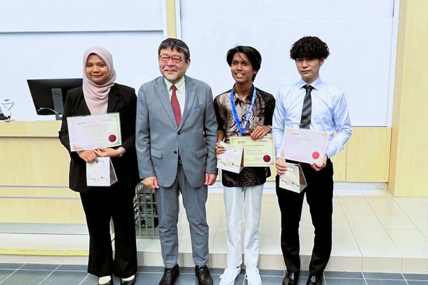 Ciptakan Game tentang Bencana Alam, Mahasiswa UAJY Raih Best Presentation pada Program ACP