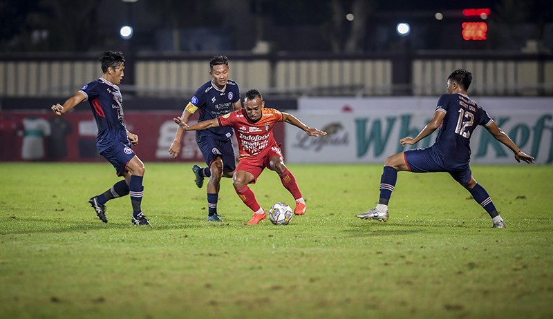 Arema FC Tersungkur di Stadion PTIK, Dikalahkan Bali United 1-3 - Bagian 3