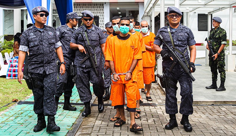 BNN Musnahkan Barang Bukti 1,1 Ton Narkotika - Bagian 4