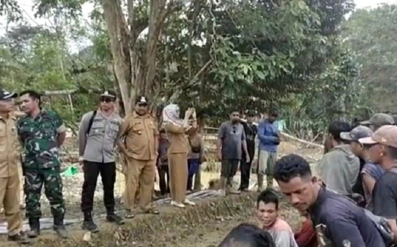 Warga Bunut Hulu Diminta Setop Aktivitas PETI, Polisi Ancam Tindak Tegas