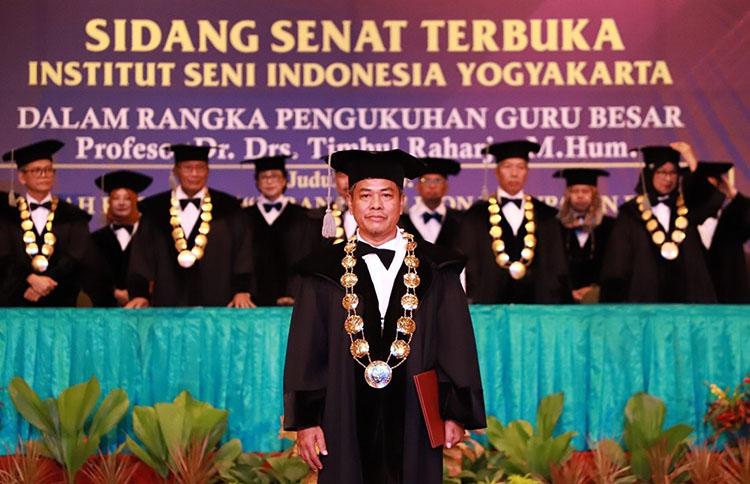 Seniman Timbul Raharjo Jadi Guru Besar ISI Yogyakarta 
