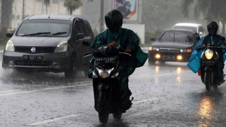 title Hujan Lebat Berpeluang Terjang Sulut 3 Hari ke Depan Hujan Lebat Berpeluang Terjang Sulut 3 Hari ke Depan