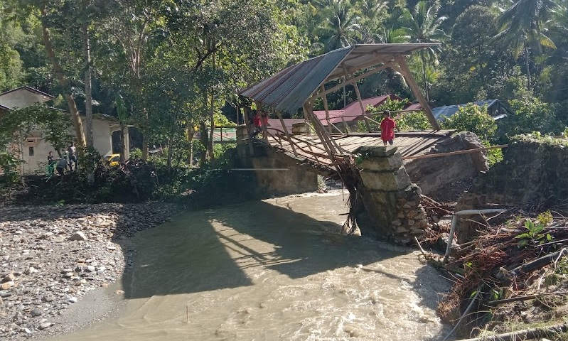 Puluhan Rumah di Kolaka Utara Terendam Banjir dan Jembatan Antardesa Putus