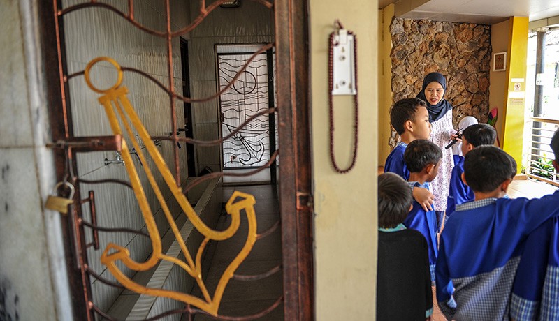 Wisata Religi ke Masjid Berbentuk Kapal Laut, Teringat Sejarah Nabi Nuh - Bagian 2