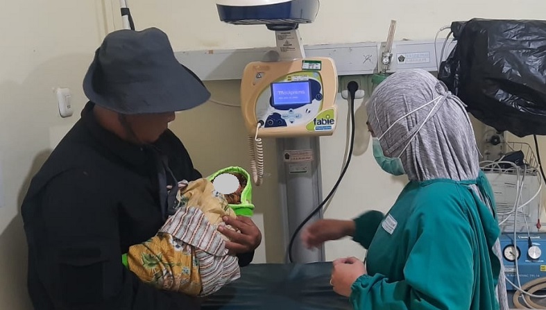 Pulang Kerja, Pemuda Blitar Kaget Temukan Bayi di Pinggir Hutan gegara Suara Tangisan