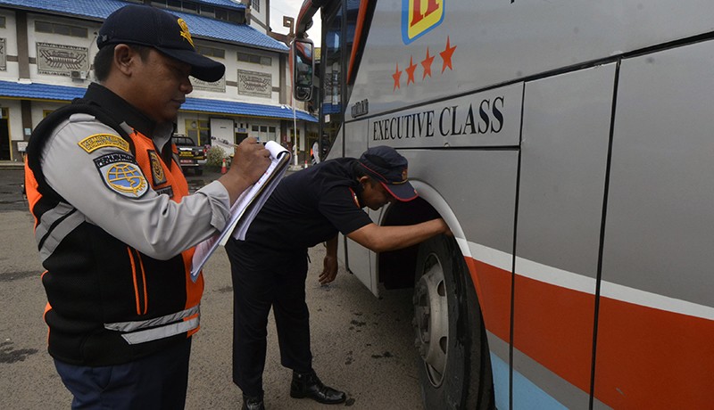 Uji Kelaikan Bus untuk Angkutan Lebaran 2023 - Bagian 1